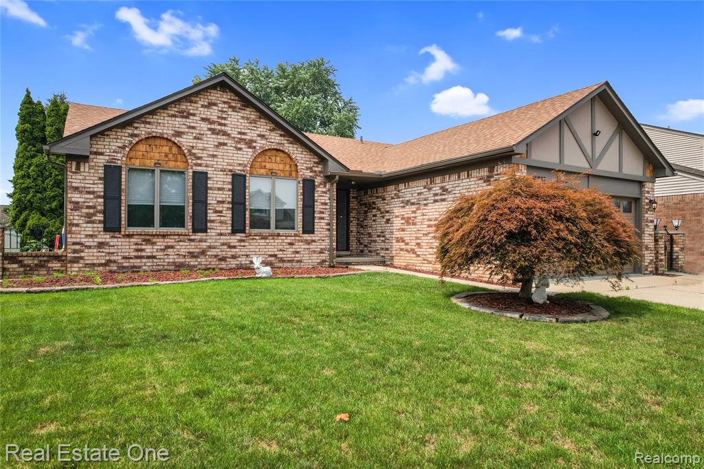 46837 Breckenridge Drive, Macomb, MI 48044 — Photo 36
