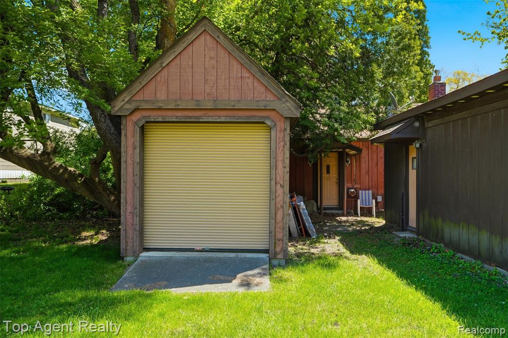 745 Karmada Street, Plymouth, MI 48170 — Photo 21