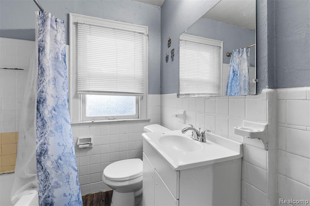 9137 Meyers Road, Detroit, MI 48228 — Photo 10