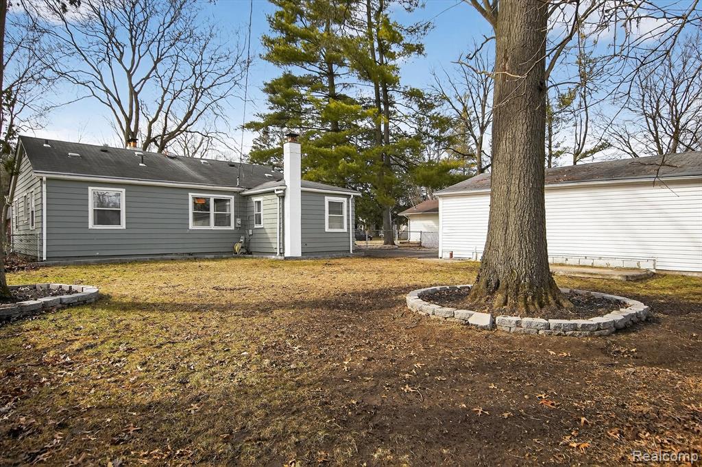 23170 Hawthorne Street, Farmington, MI 48336 — Photo 28