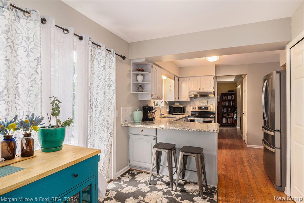 5010 Parview Drive, Clarkston, MI — Photo 9