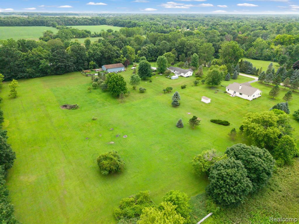 4653 6 Mile Road, South Lyon, MI 48178 — Photo 54