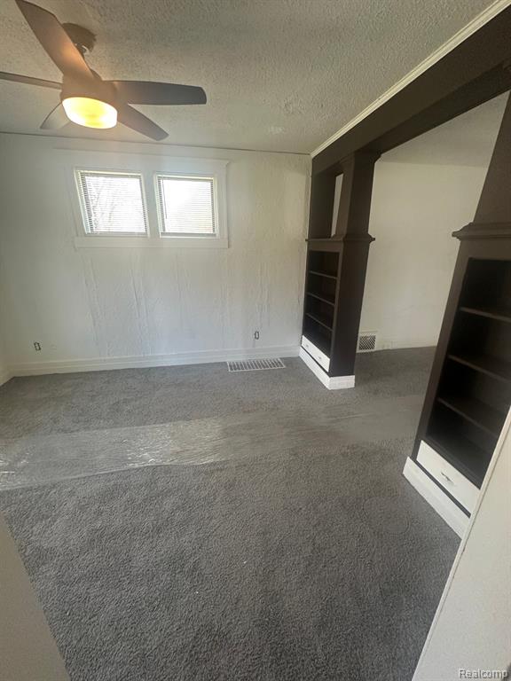 5406 IROQUOIS Street, Detroit, MI 48213 — Photo 4