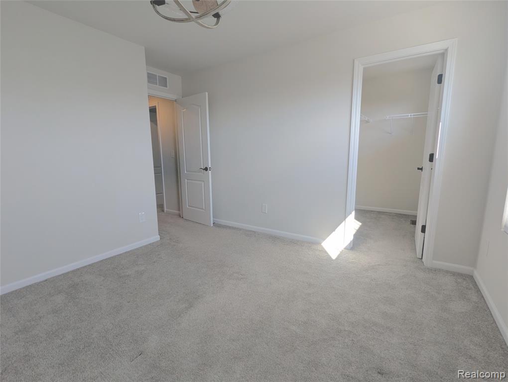 4709 BROOMFIELD Way, Lake Orion, MI — Photo 32