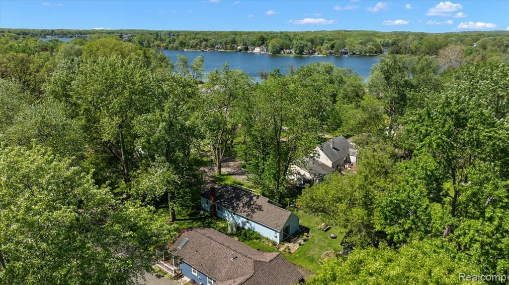 4886 Filer Street, Waterford, MI 48328 — Photo 14