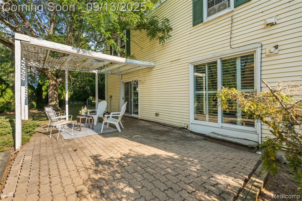 5493 S Piccadilly, West Bloomfield, MI — Photo 26