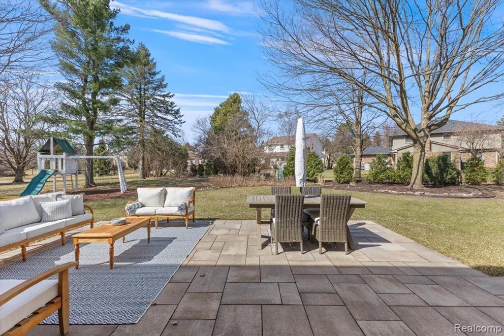 42508 RAVINA Court, Northville, MI 48168 — Photo 11