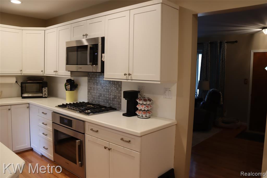 8250 Atha Street, White Lake, MI — Photo 6