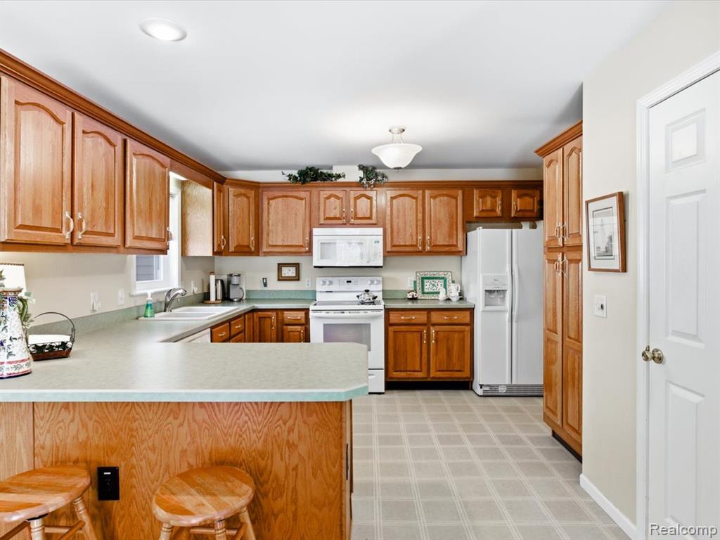 8431 Lakeshore Road, Burtchville, MI 48059 — Photo 16