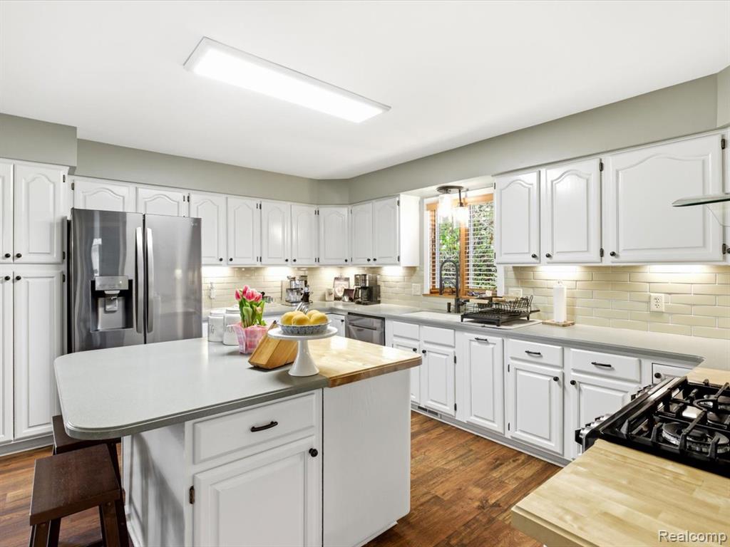 2837 Shorewood Boulevard, Fort Gratiot, MI 48059 — Photo 12