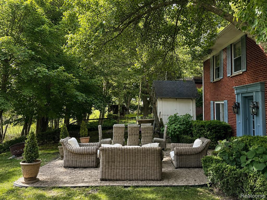 19510 Clement Road - Photo 2
