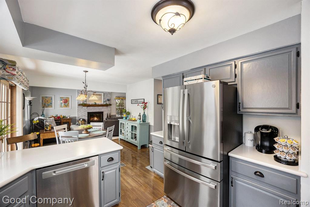 43501 KRISTA CT, Clinton Twp, MI 48038 — Photo 12