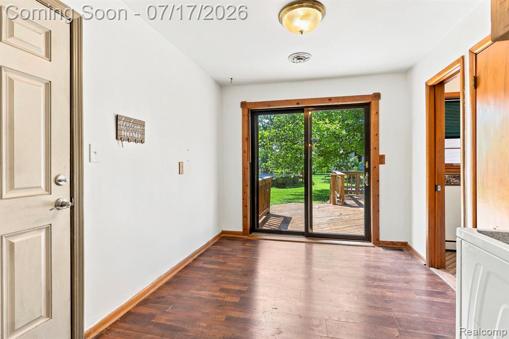 9805 Dolan Road, Columbus, MI — Photo 7