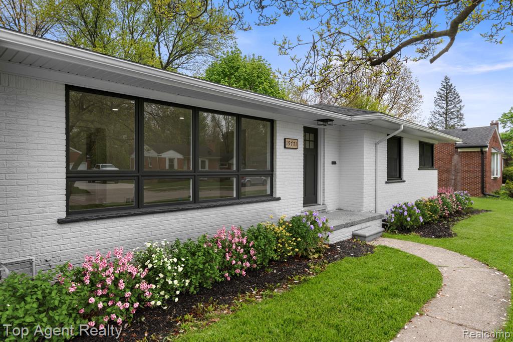 19771 Old Homestead Drive, Harper Woods, MI 48225 — Photo 46
