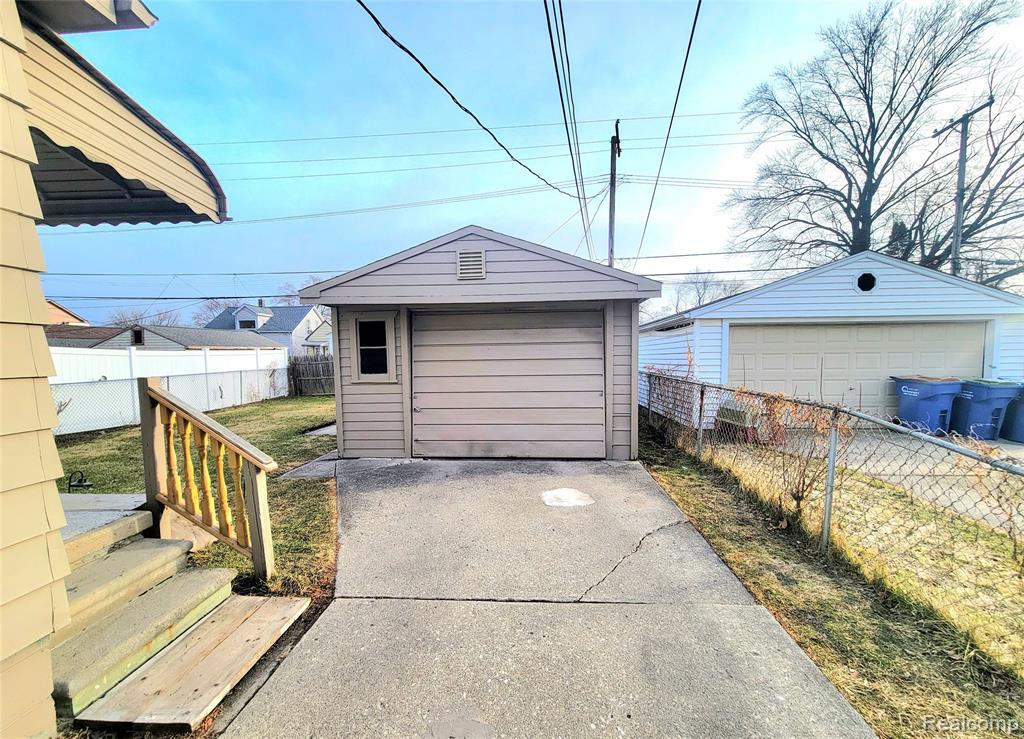 8238 Chalmers Avenue, Warren, MI 48089 — Photo 19