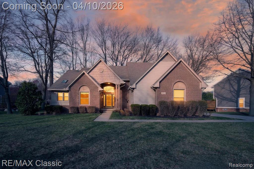 7394 Water Oaks, West Bloomfield, MI 48324 — front exterior