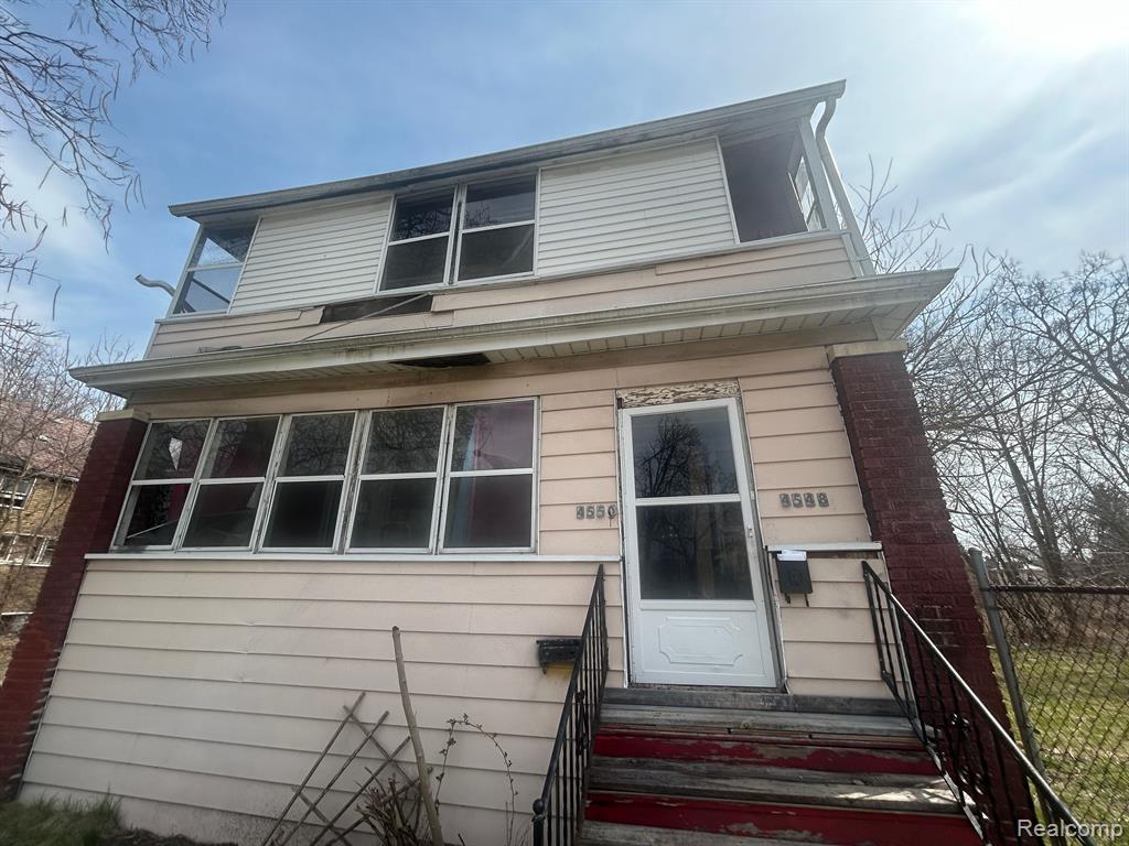 4548 COOPER Street, Detroit, MI 48214 — Photo 2