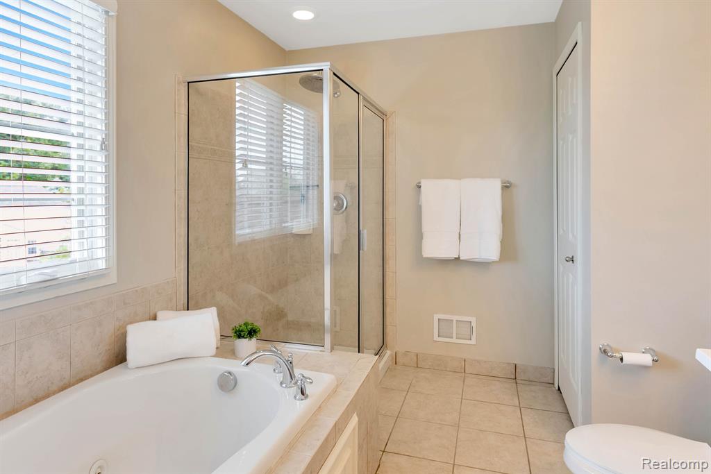 26317 SHUMANS Way, South Lyon, MI 48178 — Photo 45