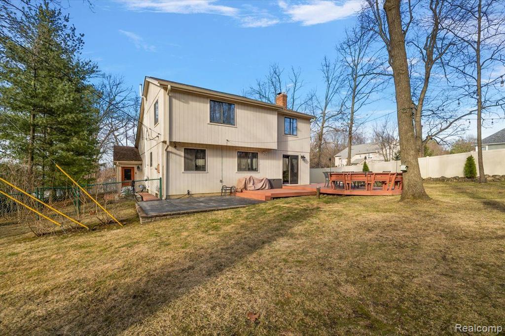 5621 SALLY Road, Clarkston, MI 48348 — Photo 57