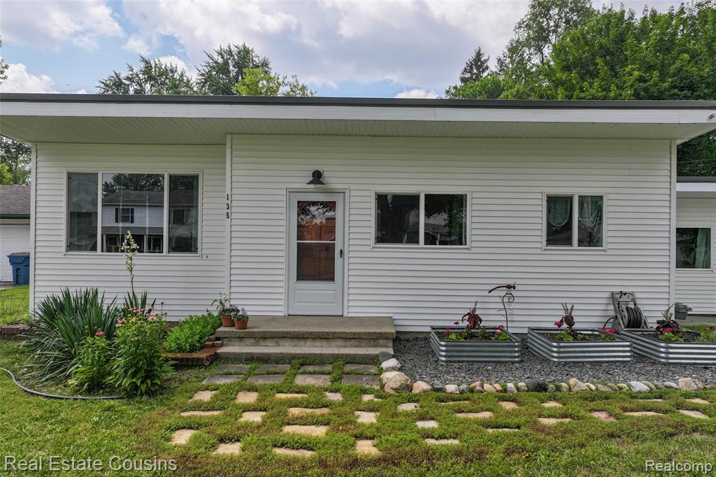 135 Bevins Street, Holly, MI 48442 — Photo 26