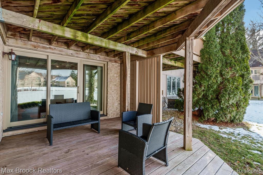 684 Deauville Lane, Bloomfield Hills, MI 48304 — Photo 50