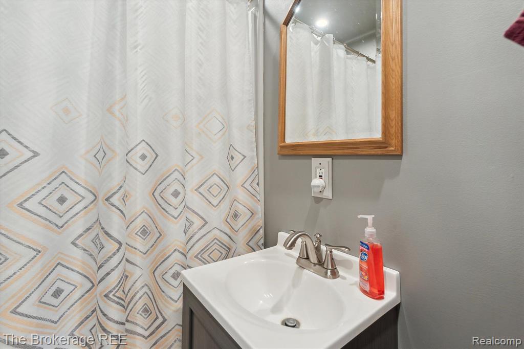 3880 PLEASANT Street, Dryden, MI 48428 — Photo 22