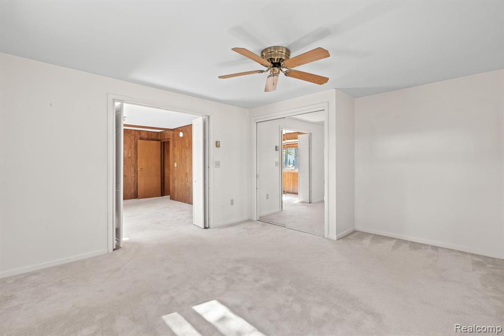 5269 LAKESHORE Road, Fort Gratiot, MI 48059 — Photo 14