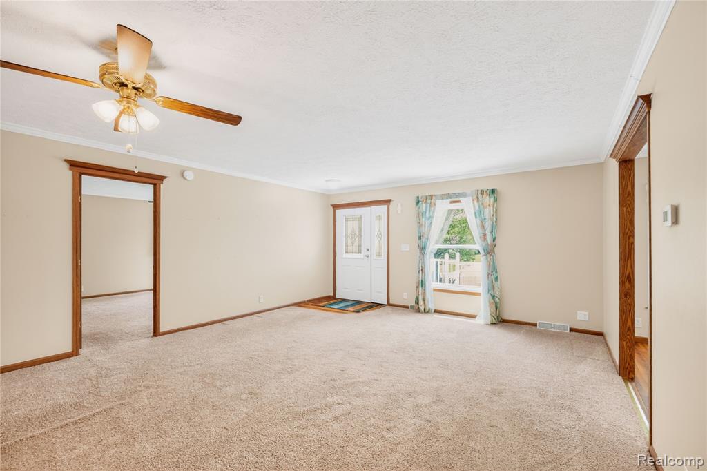 12239 Maple Creek Court, South Lyon, MI 48178 — Photo 6