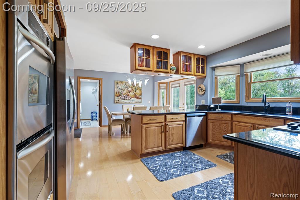 42733 Heydenreich Road, Clinton Twp, MI 48038 — Photo 13