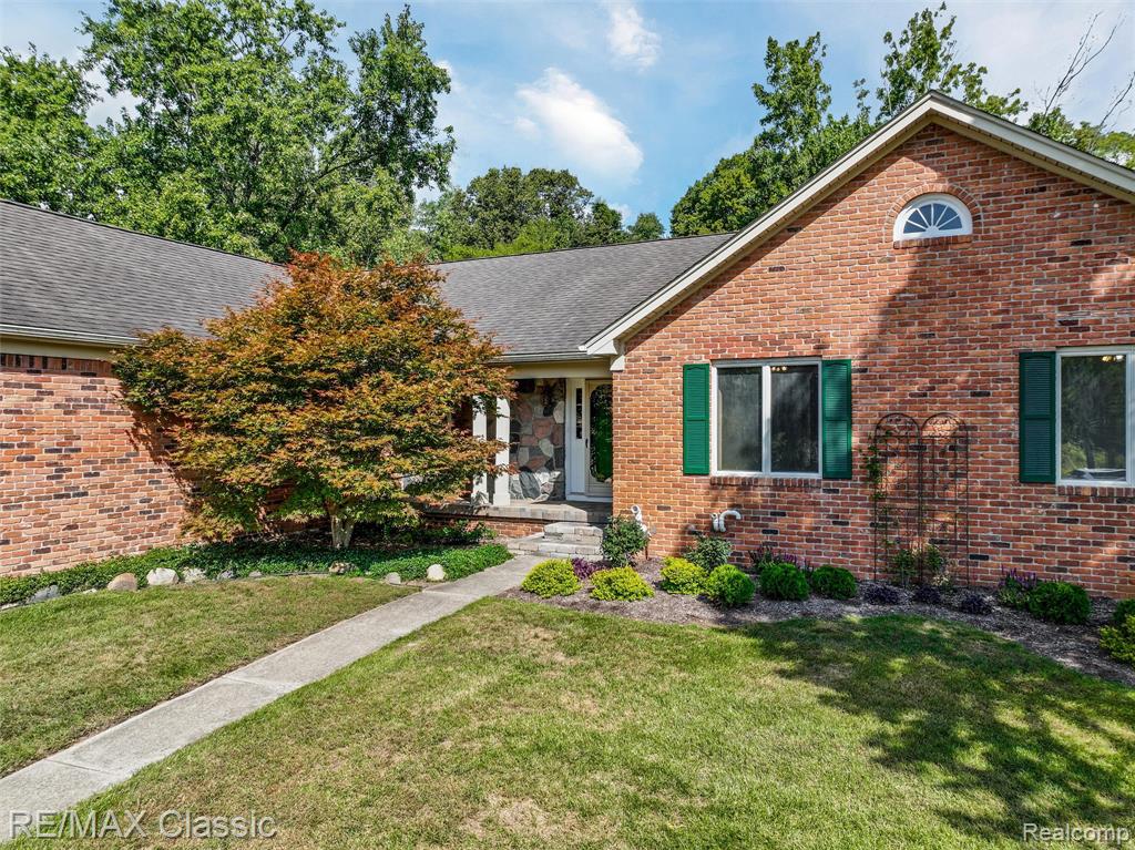 4150 Heatherwood Drive, Commerce Twp, MI 48382 — Photo 7