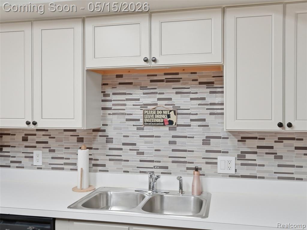 42231 Toddmark Lane, Clinton Twp, MI 48038 — Photo 9