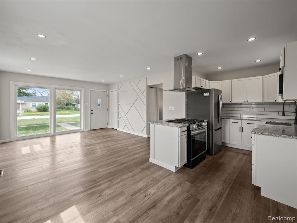 558 S 24TH Street, Saginaw, MI 48601 — Photo 12