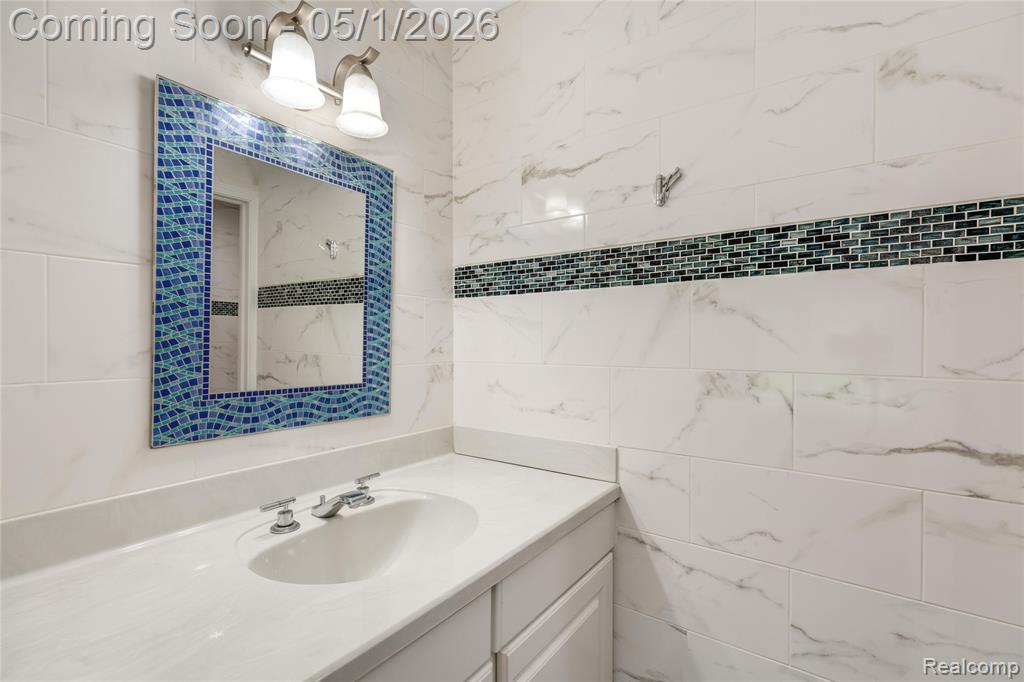 10751 Stoney Point Drive, South Lyon, MI 48178 — Photo 48