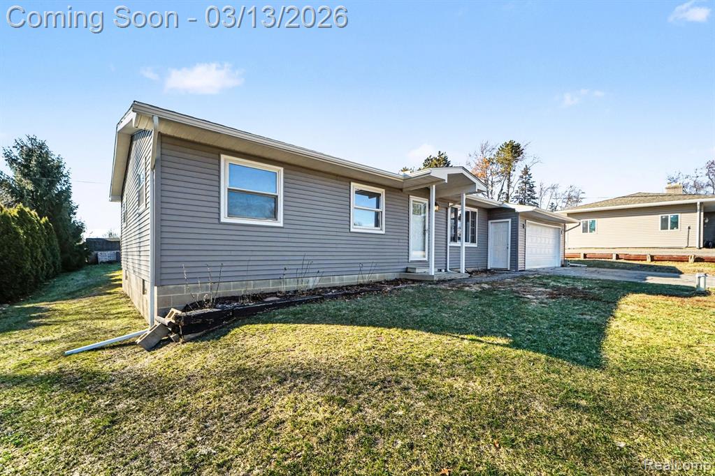 880 Hemingway Road, Lake Orion, MI 48362 — Photo 3