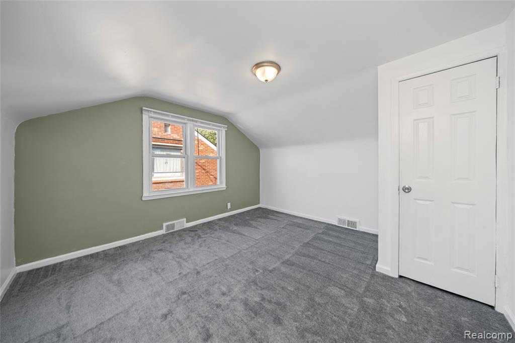 7280 Rosemont Avenue, Detroit, MI 48228 — Photo 28