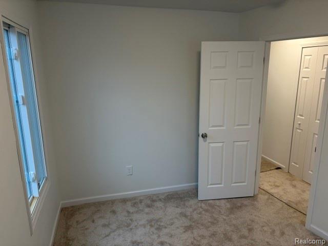 76 E Kalama Avenue, Madison Heights, MI 48071 — Photo 10