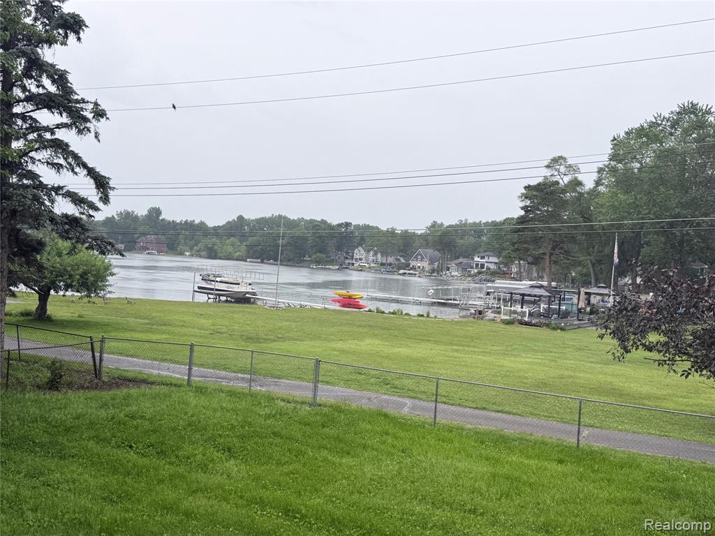8965 Van Gordon Avenue, White Lake, MI — Photo 27