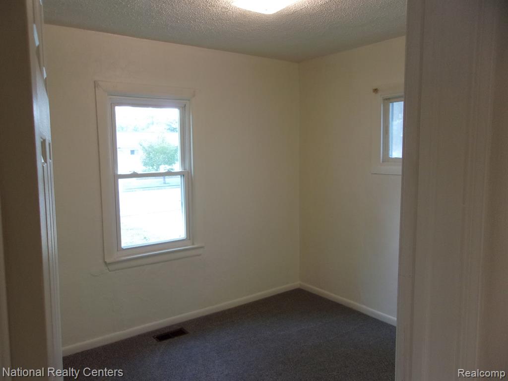 7286 GILMAN Street, Westland, MI — Photo 11