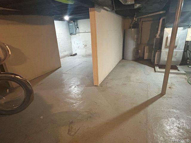 9151 CHAUMONT Drive, Commerce Twp, MI 48382 — Photo 13