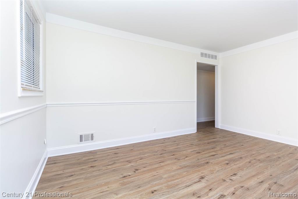 21892 Ehlert Avenue, Warren, MI 48089 — Photo 8