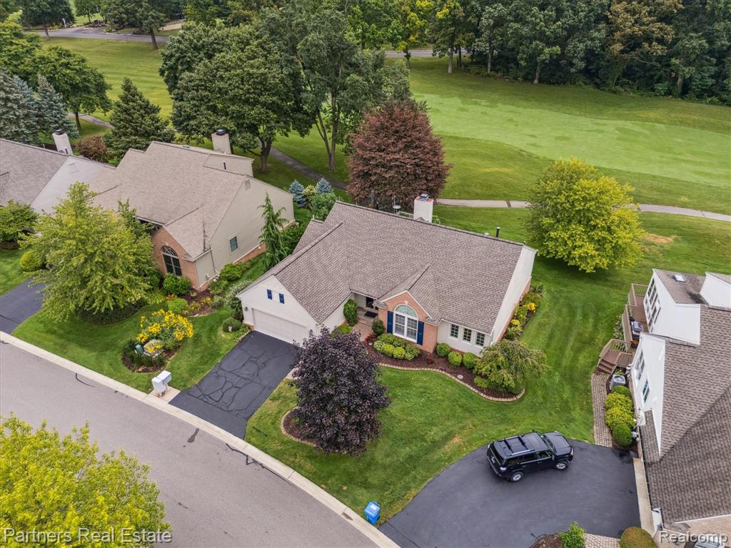 4757 Roundtree Drive, Brighton, MI 48116 — Photo 57