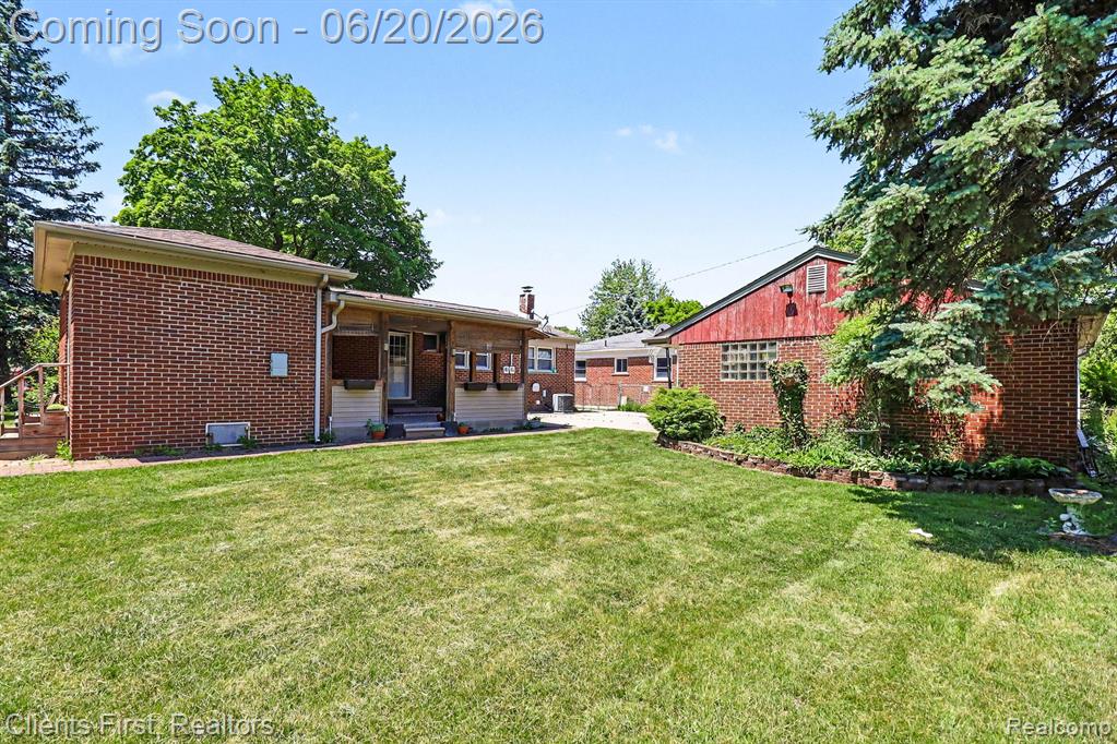 8260 Arnold Street, Dearborn Heights, MI 48127 — Photo 31