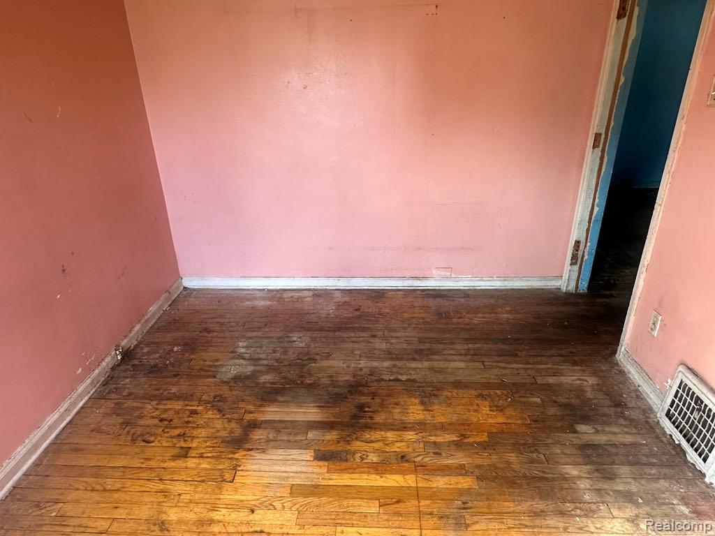 14171 Plainview Avenue, Detroit, MI 48223 — Photo 11
