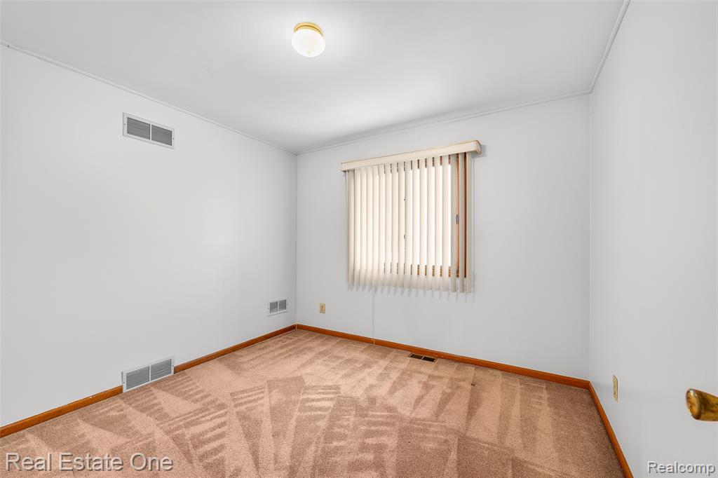 7000 Steadman Street, Dearborn, MI 48126 — Photo 30