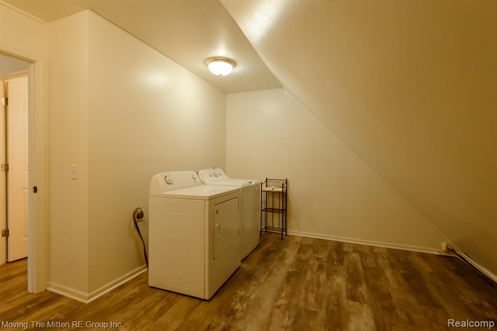 7373 Valley Drive, Brighton, MI 48116 — Photo 24