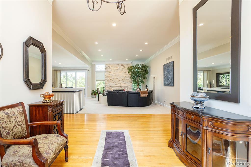 5130 OAKBROOKE Drive, West Bloomfield, MI 48323 — Photo 18
