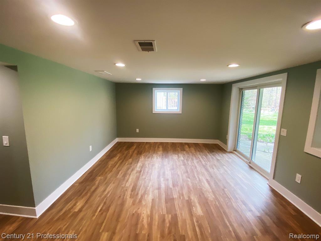 8130 Casa Mia Drive, White Lake, MI — Photo 35
