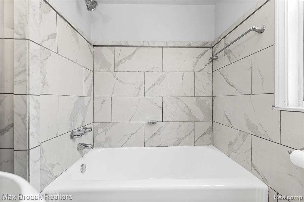 4391 Bishop Street, Detroit, MI 48224 — Photo 22