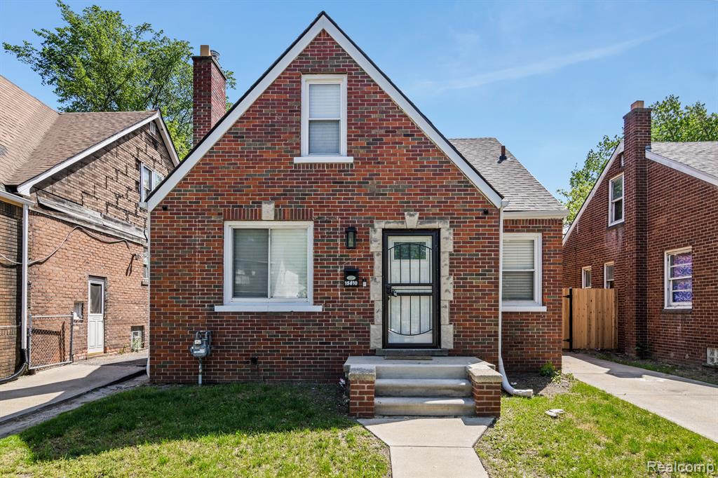 15810 ROBSON Street, Detroit, MI 48227