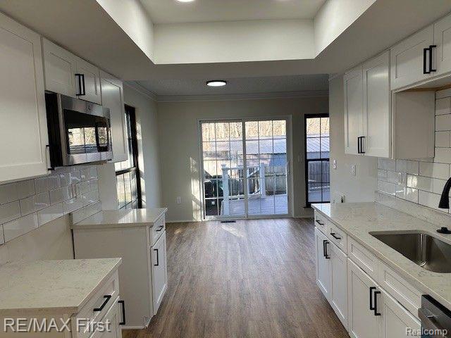 25195 GREENBROOKE Drive, Southfield, MI 48033 — Photo 10